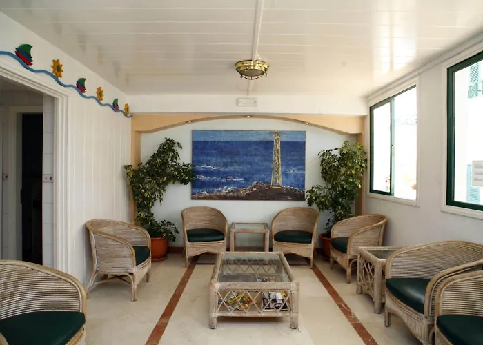 Faluas פלאייה דל אינגלז