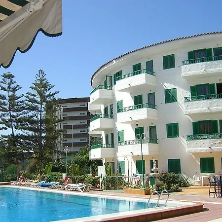 アパート Faluas *