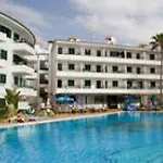 Faluas Apartament *