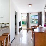 Apartament Faluas *